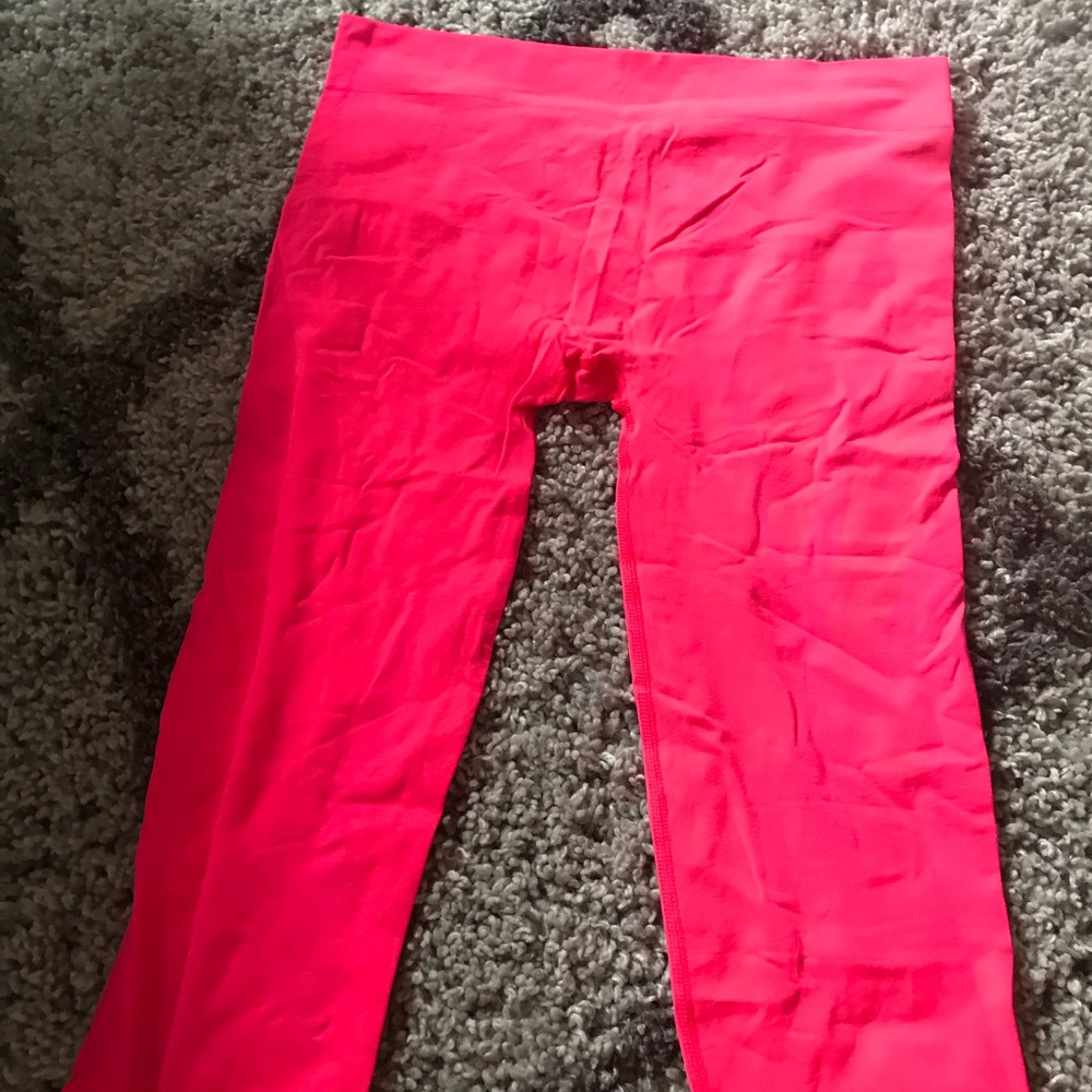 pink ish leggings/tights